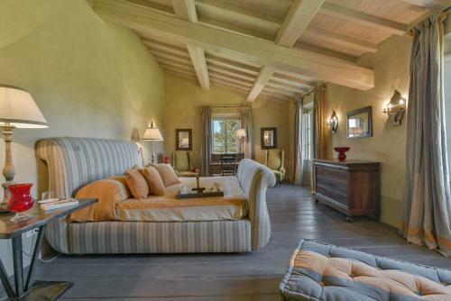 Casa Di Pietra Villa Sleeps 18 Pool Air Con Wifi