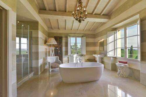 Casa Di Pietra Villa Sleeps 18 Pool Air Con Wifi
