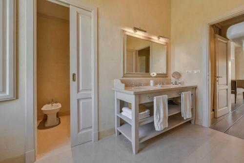 Casa Di Pietra Villa Sleeps 18 Pool Air Con Wifi
