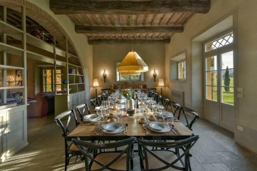 Casa Di Pietra Villa Sleeps 18 Pool Air Con Wifi