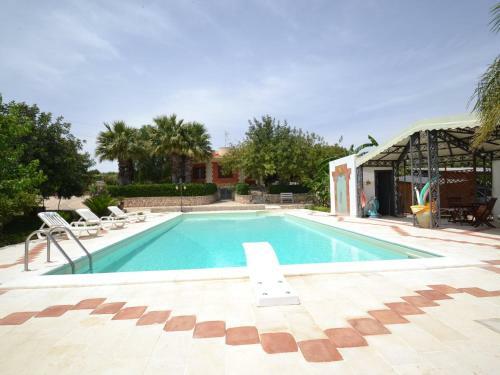 Spacious Child-friendly Villa In Modica