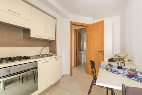 Residence Tab�