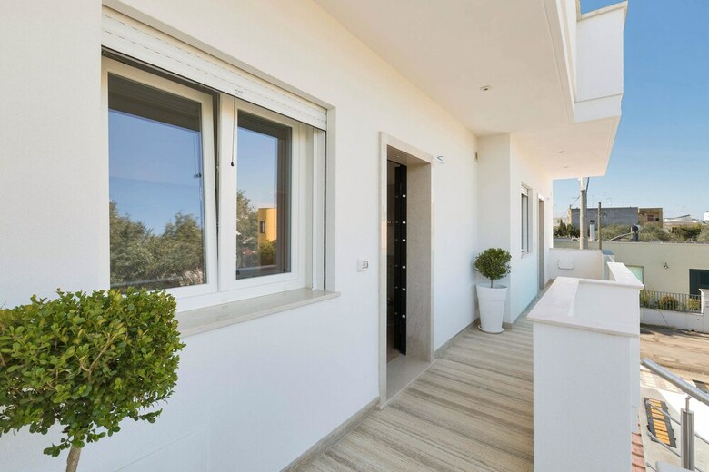 Absolute Suite Apartments