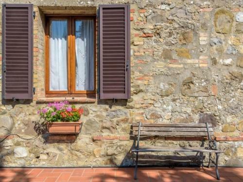 Contignano Villa Sleeps 11 Pool Wifi