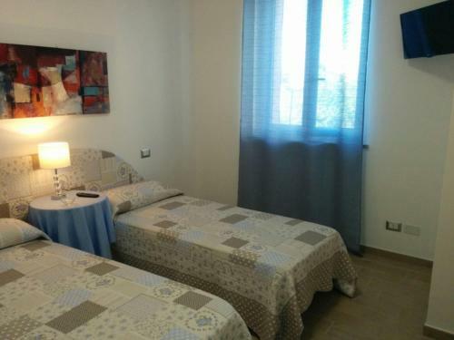 Hostal Marinella Guest House