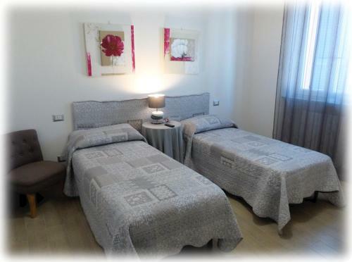 Hostal Marinella Guest House