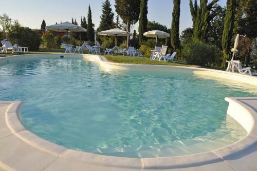 Empoli Apartment Sleeps 4 Air Con