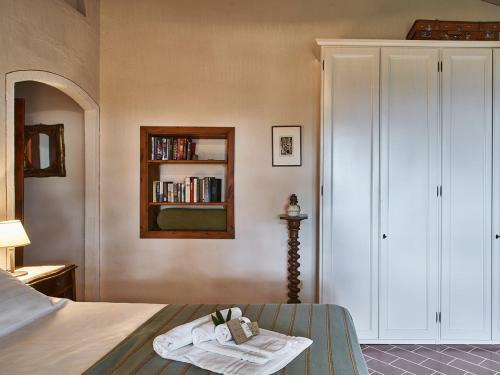 Fiano Villa Sleeps 10 Pool Air Con Wifi