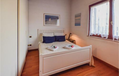 Six-bedroom Holiday Home In Fumane -vr-