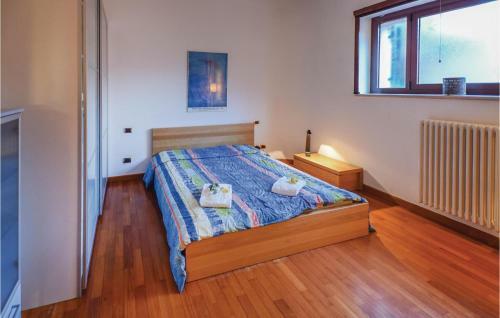 Six-bedroom Holiday Home In Fumane -vr-