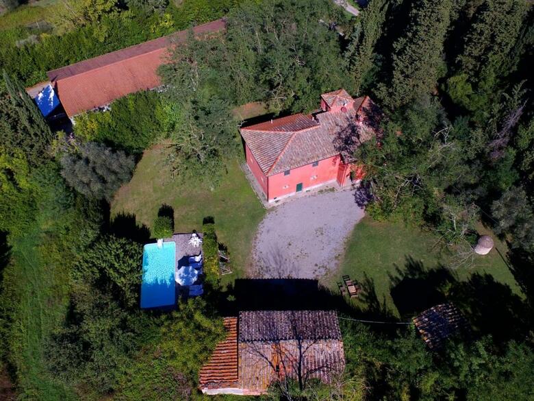 Cozy Farmhouse In Ghizzano Italy With Private Pool