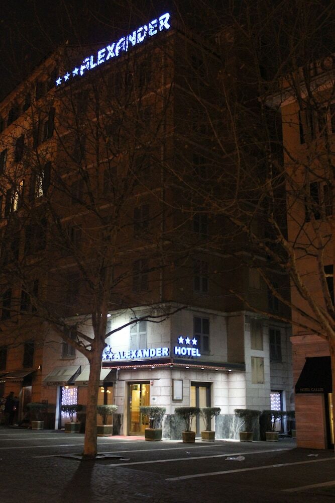 New Alexander Hotel