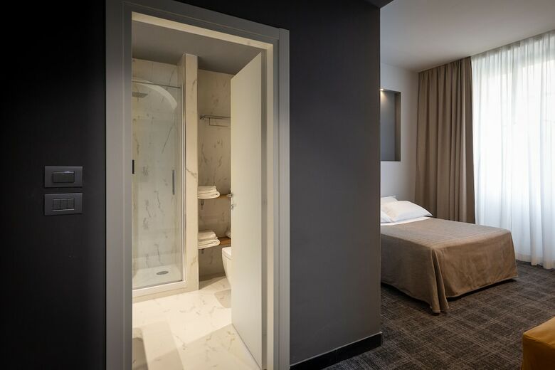 Hotel Hnn Luxury Suites