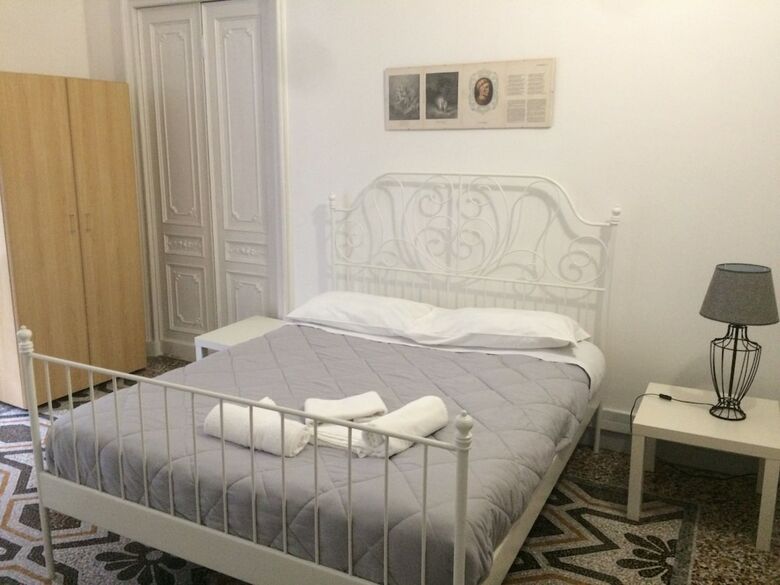 Hostal Guest House Roma