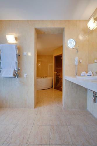 Hotel Park Inn By Radisson Poliarnie Zori