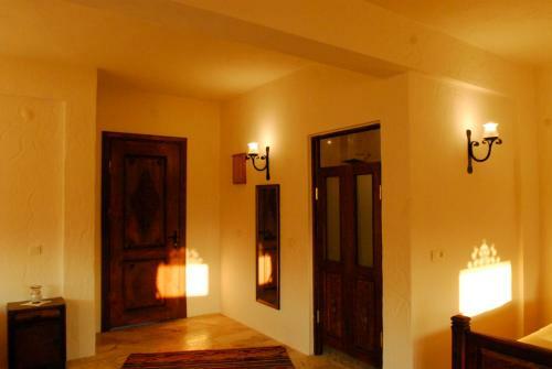 Mandarin Hotel