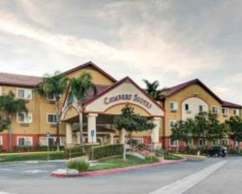 Hotel Comfort Suites Near Six Flags Magic Mountain