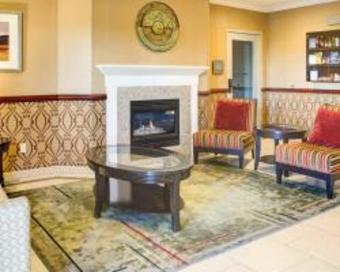 Hotel Comfort Suites Near Six Flags Magic Mountain