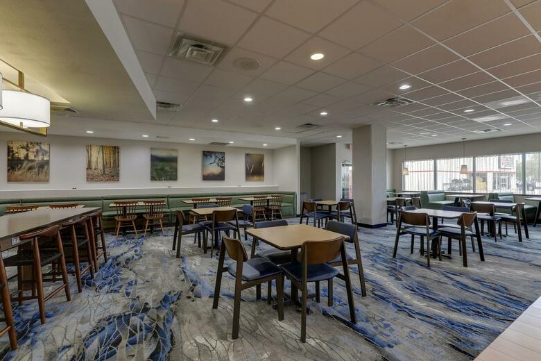 Hotel Fairfield Inn & Suites Hutchinson