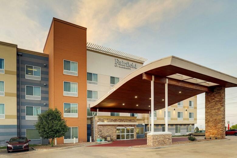 Hotel Fairfield Inn & Suites Hutchinson