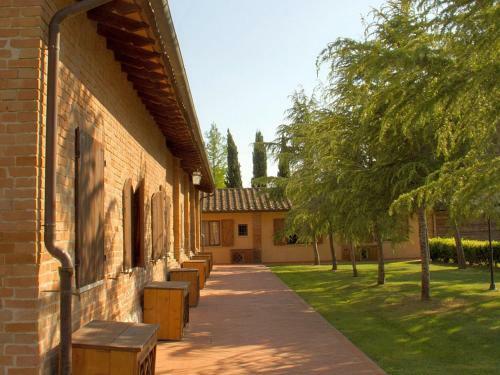 Grosseto Apartment Sleeps 4 Pool Air Con Wifi