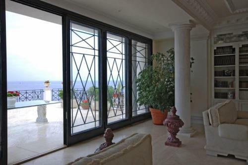 Forio Villa Sleeps 8 Pool Air Con Wifi