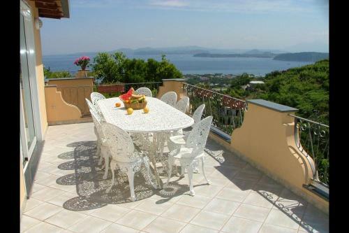 Cretaio Apartment Sleeps 7 Pool