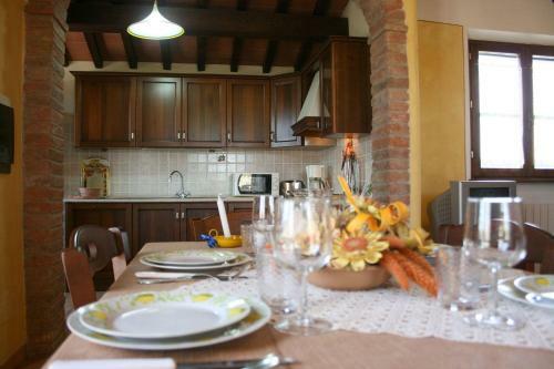 I Bertoni Villa Sleeps 8 Pool Wifi