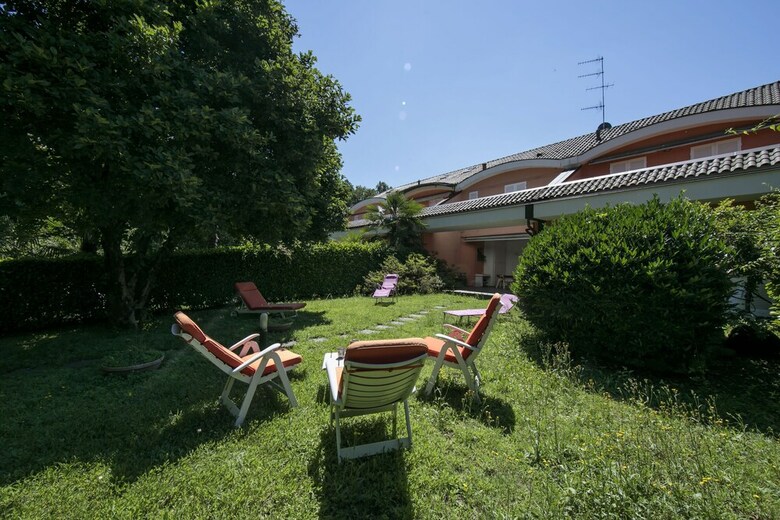 Villa Magnolia Stellata