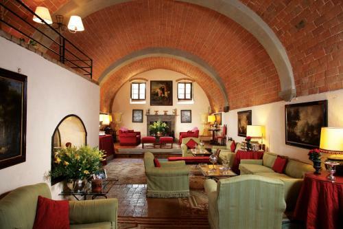 Siena Villa Sleeps 35 Pool Air Con Wifi
