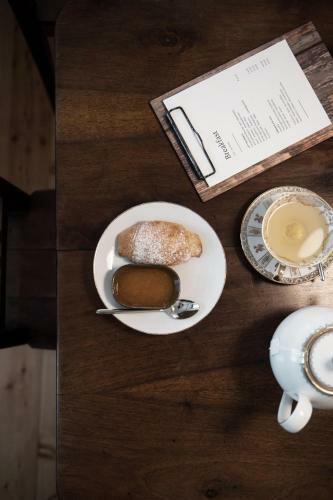 Bed & Breakfast 1477 Reichhalter