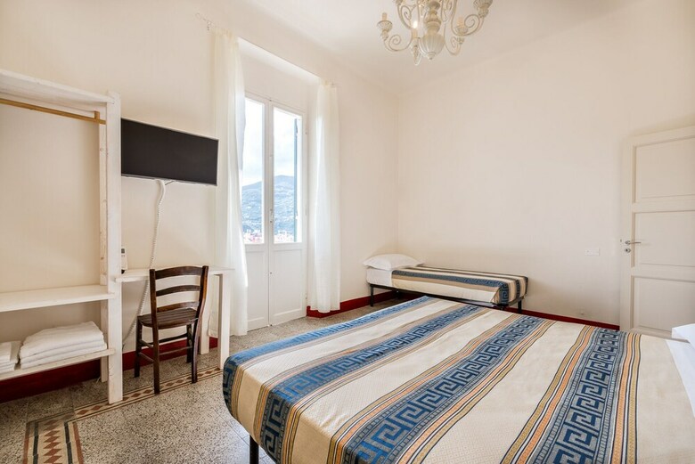 Lia Apartment