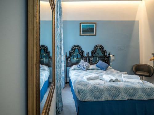 Hostal Teresa Rooms & Suites