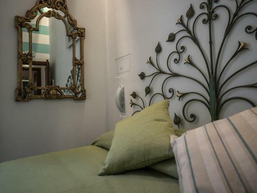 Hostal Teresa Rooms & Suites