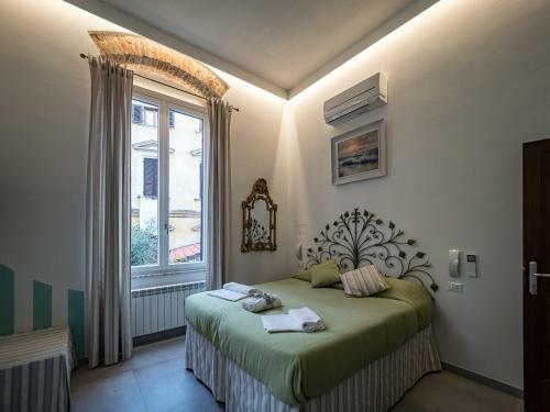 Hostal Teresa Rooms & Suites