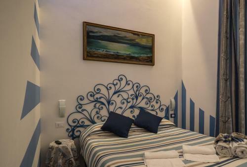 Hostal Teresa Rooms & Suites