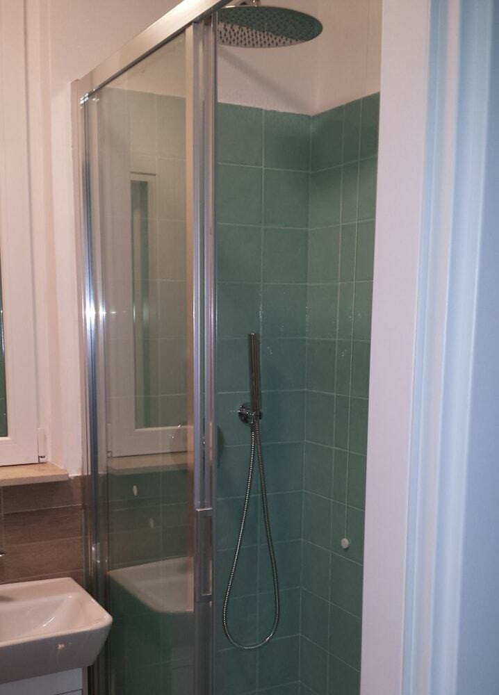 Hostal 5 Terre Wave