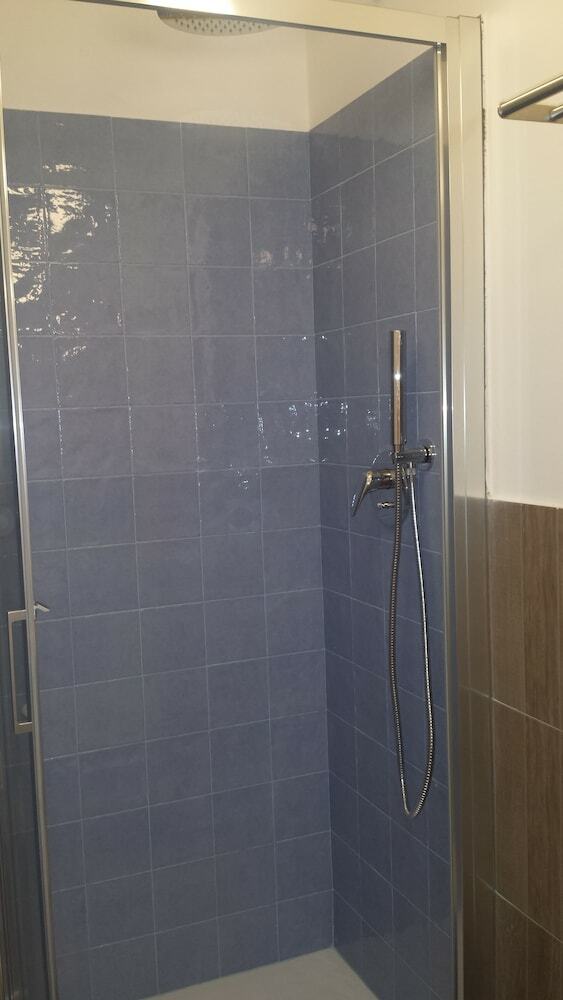 Hostal 5 Terre Wave