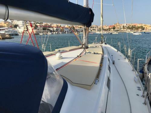 Barca A Vela Delfina