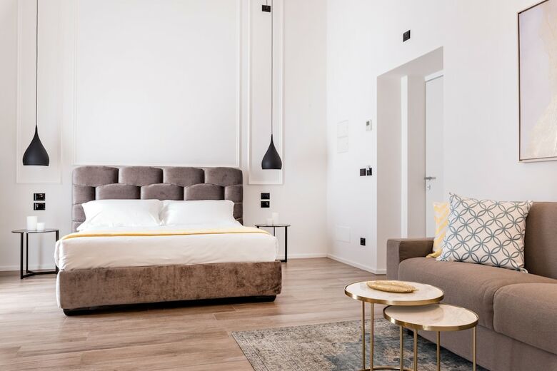 Hostal The First - La Spezia 5 Terre