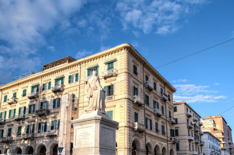 Hostal The First - La Spezia 5 Terre