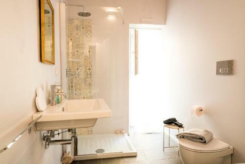 Hostal 5 Terre Inn