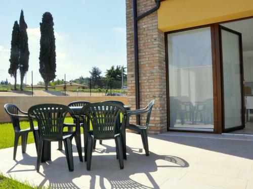 Modern Holiday Home In Lazise With Private Pool
