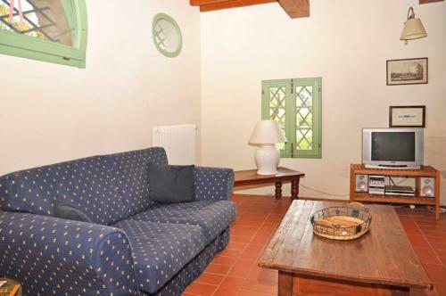 Senecchiolo Villa Sleeps 18 Air Con