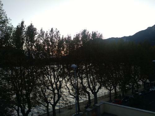 Hostal Casa Al Lago