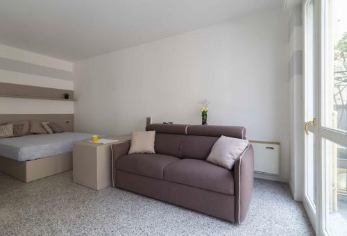 Twin Apartments