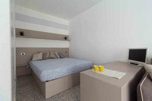 Twin Apartments
