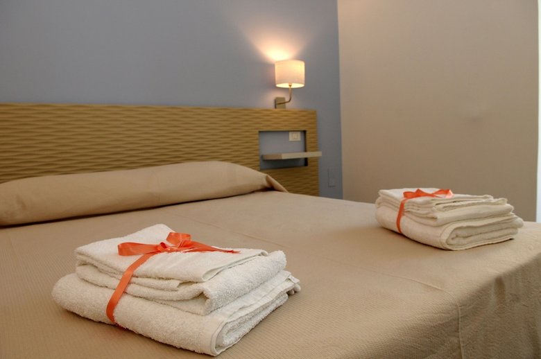 Hostal Della Torre Rooms