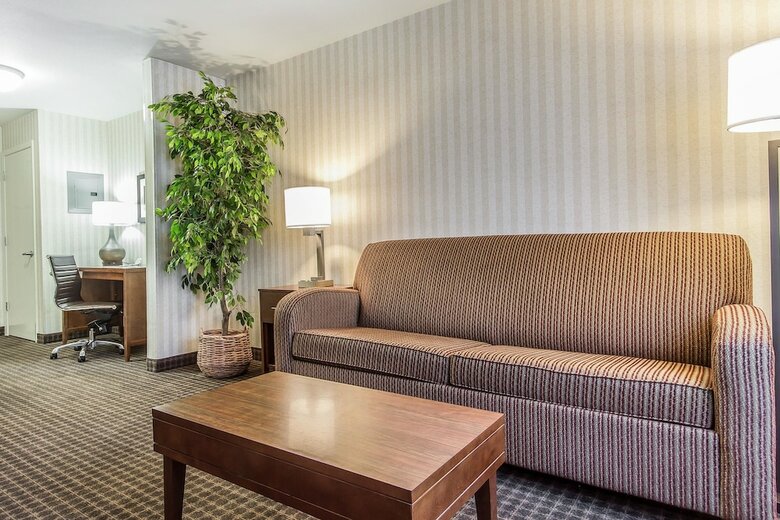 Hotel Comfort Inn