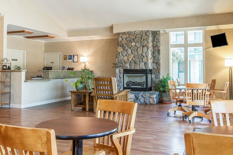 Hotel Comfort Inn